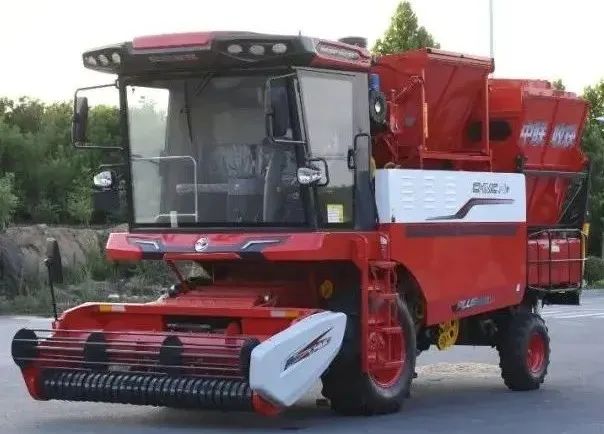 唐山豐潤王永志:購買花生機(jī) 認(rèn)準(zhǔn)中聯(lián)收獲準(zhǔn)沒錯 917-2.jpg